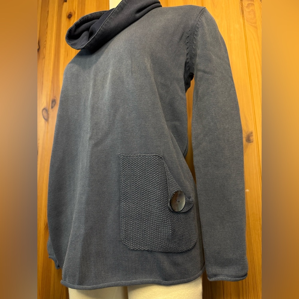 Oversized Blue Sweater With Patchwork Pocket - image 2